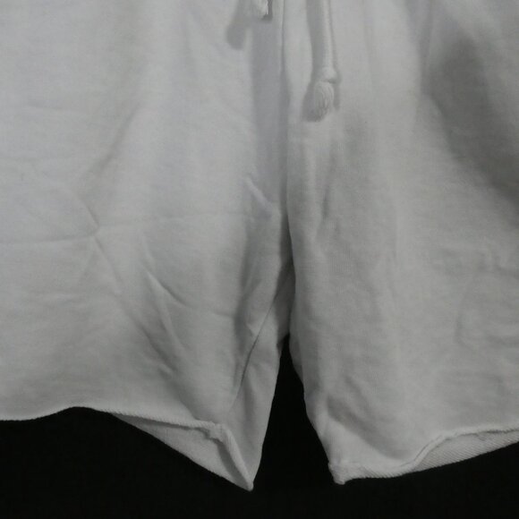 H&M - Regular Fit | medium | White Sweat Shorts - Picture 7 of 14